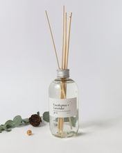 Cargar imagen en el visor de la galería, Classic | Reed Diffuser 250 ml